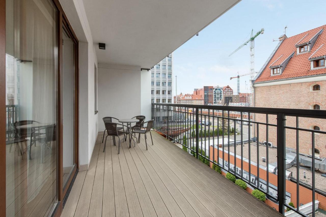 Grand Apartments Szafarnia 8 Gdansk Exterior photo